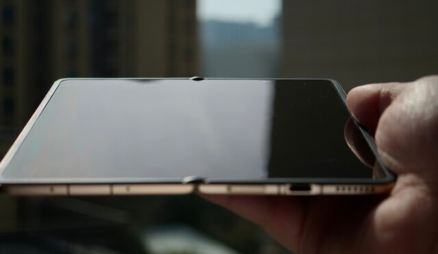 Honor Magic V6 İlk Kez Yakından Görüntülendi